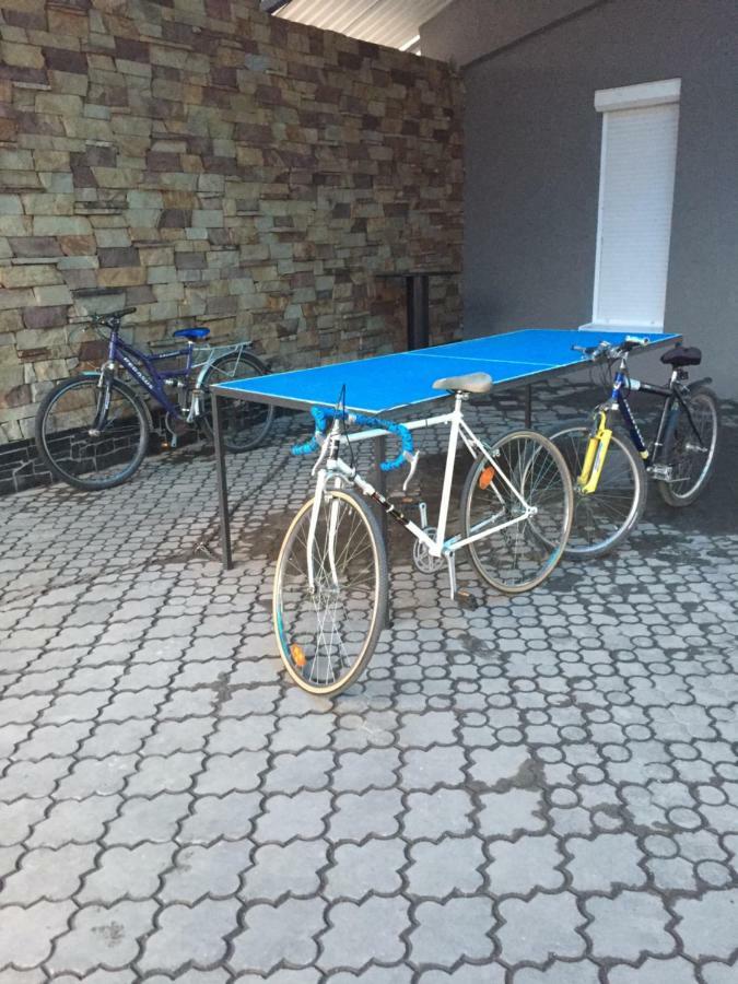 Hostel -Hotel Granat Rivne City מראה חיצוני תמונה