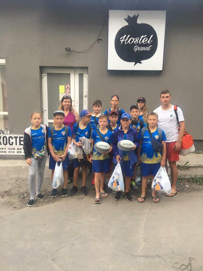 Hostel -Hotel Granat Rivne City מראה חיצוני תמונה